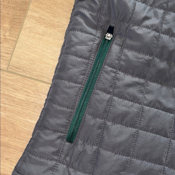 Colosseum Michigan State Men’s Gray & Green Quilted Vest – Size Large – NWOT - Picture 2 of 5